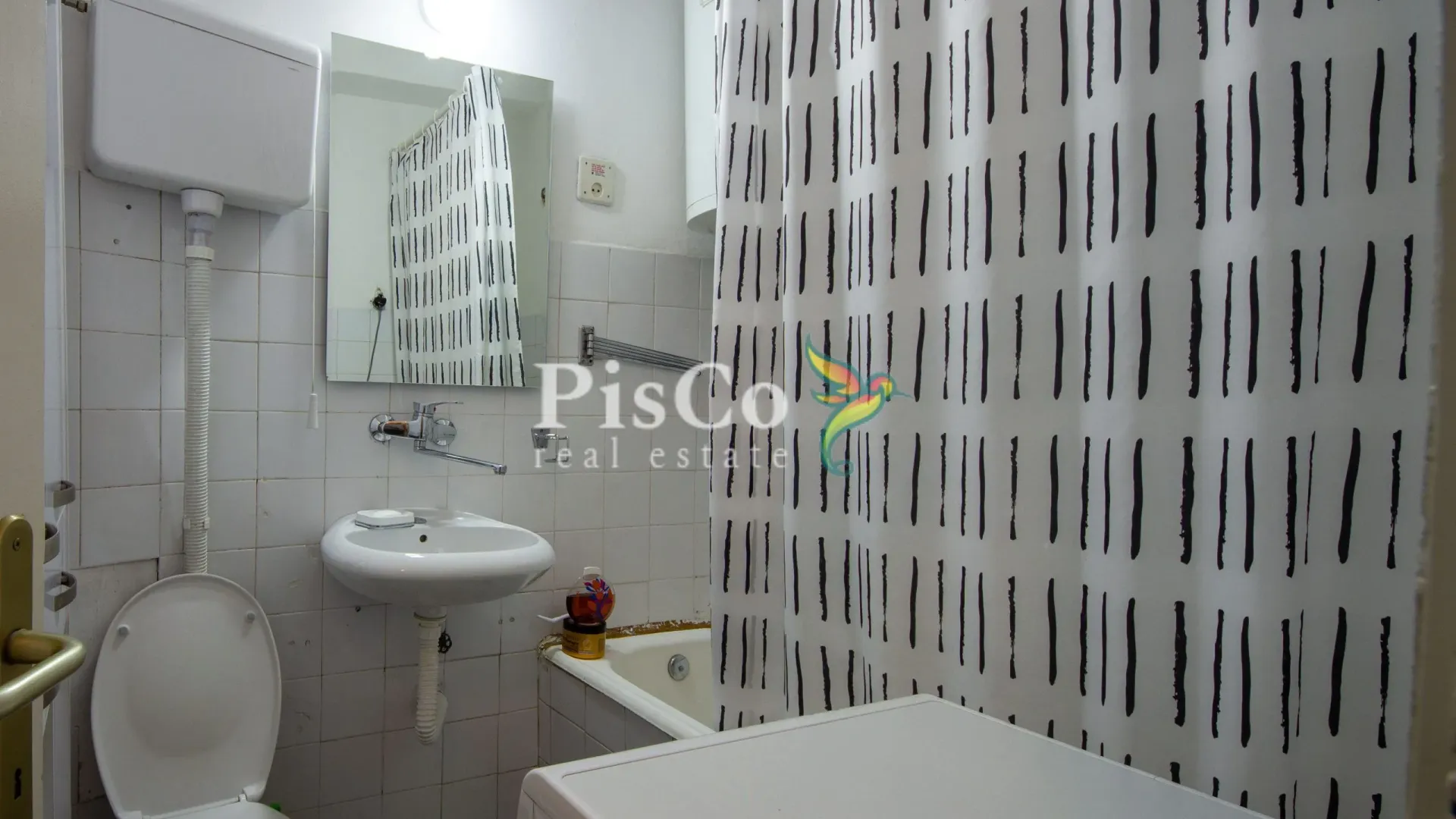 Prodaja, dvosoban stan, 65m², Centar, Podgorica