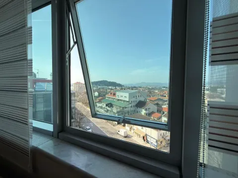 Prodaja, jednosoban stan, 50m², Centar, Podgorica - image 8