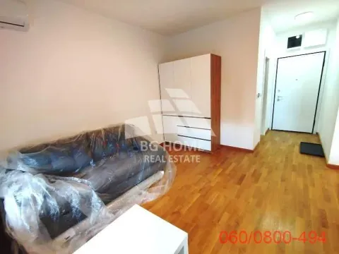 Rent, one bedroom apartment, 28m², Južni Bulevar, Vračar Sve Podlokacije - image 5