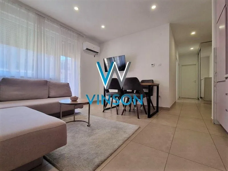 Izdavanje, dvosoban stan, 52m², Podbara, Novi Sad Sve Podlokacije