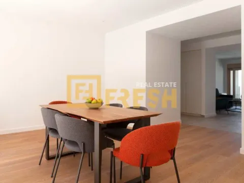 Prodaja, četvorosoban stan, 253m², Kotor, Crna Gora - image 17