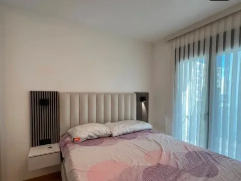 Izdavanje, jednosoban stan, 48m², City Kvart, Podgorica - image 5