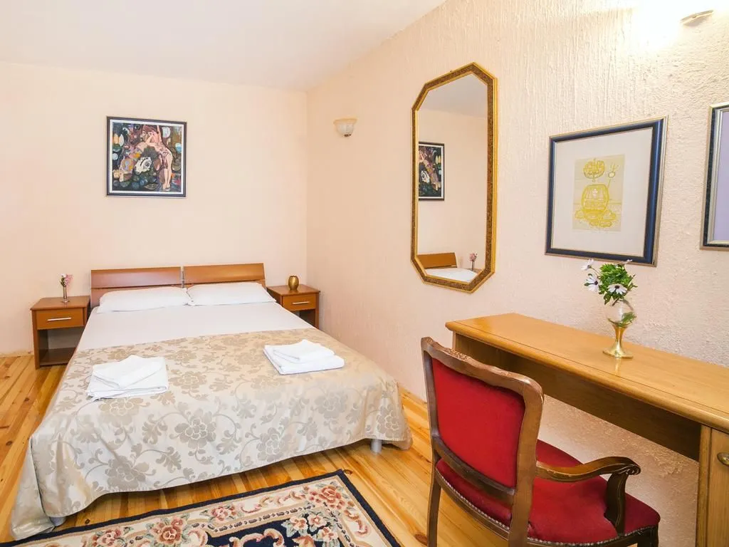 Sale, house, 540m², Buljarica, Budva