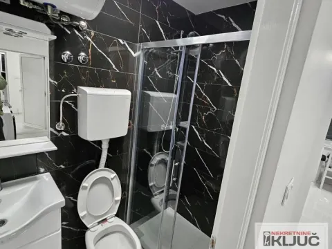 Rent, studio apartment, 27m², Telep, Novi Sad Sve Podlokacije - image 4