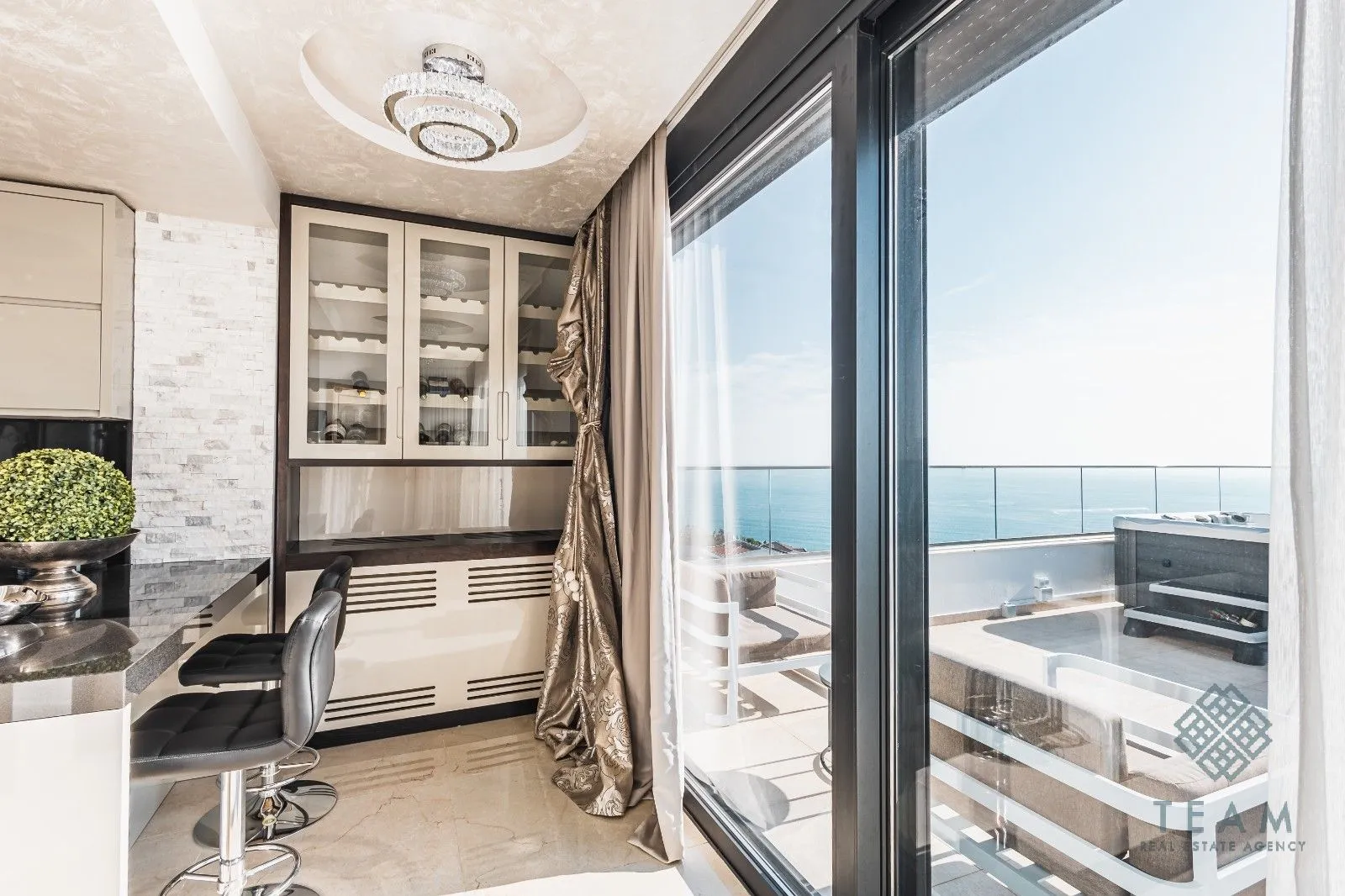 Sale, two bedroom apartment, 118m², Pinješ, Ulcinj