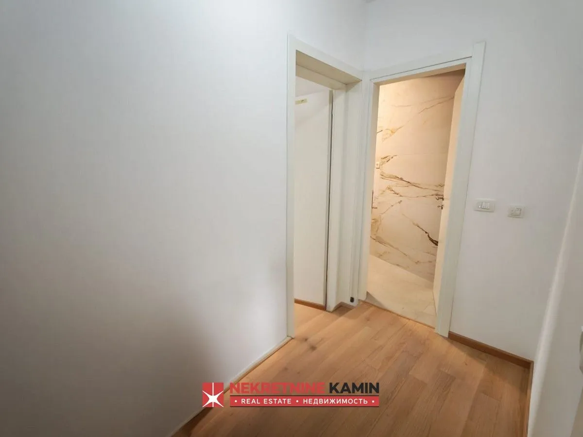 Prodaja, dvosoban stan, 65m², Centar, Budva