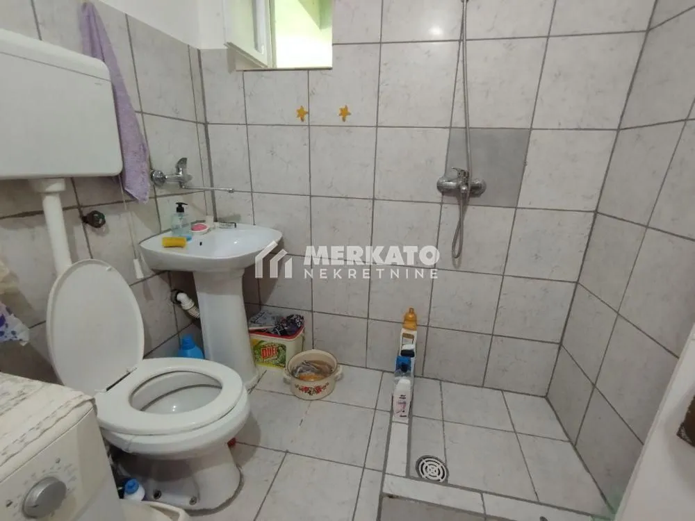 Prodaja, kuća, 249m², Dolja, Zrenjanin