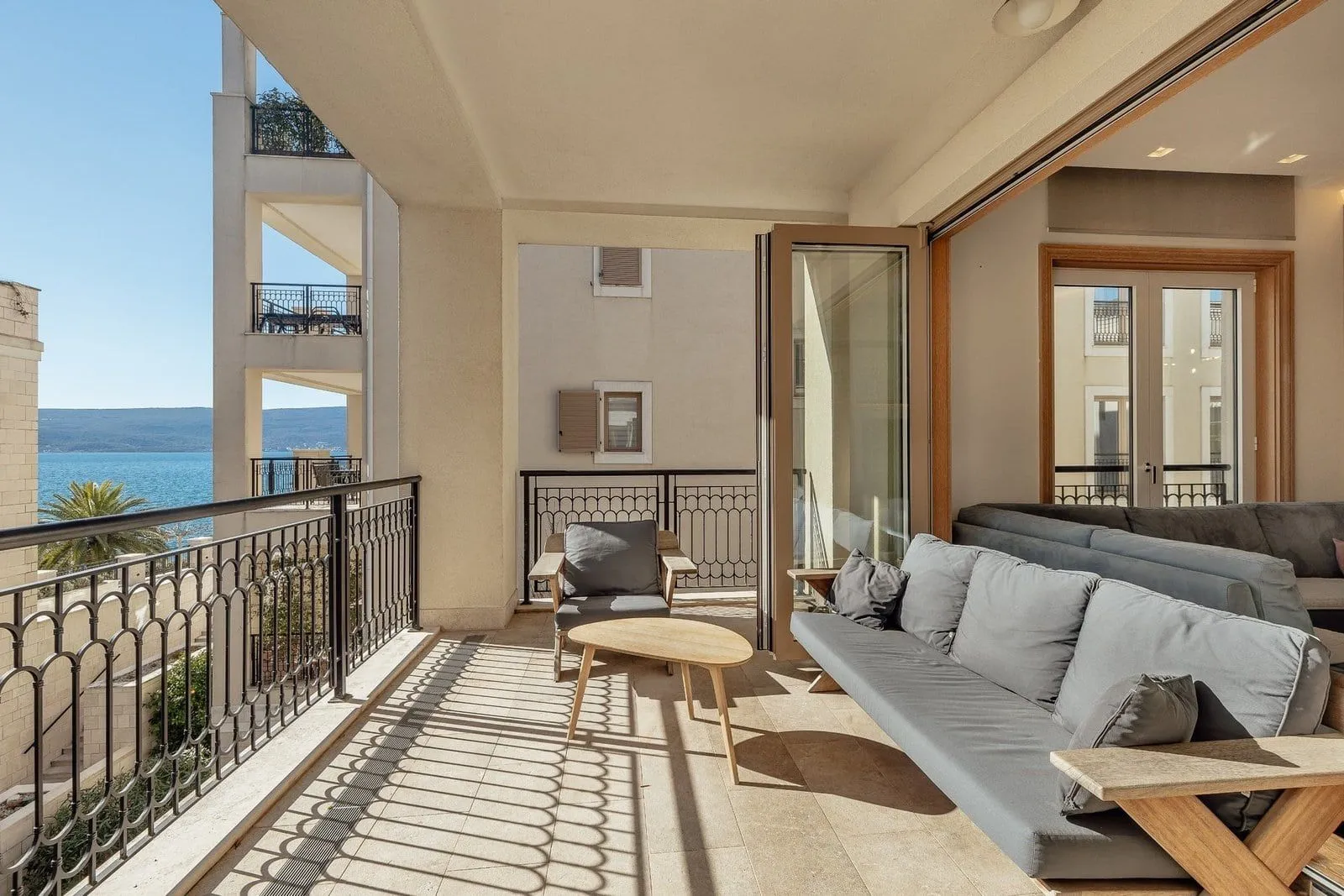 Prodaja, dvosoban stan, 117m², Porto Montenegro, Tivat