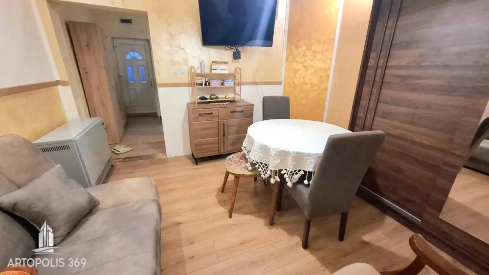 Prodaja, jednosoban stan, 26m², Zemun Centar, Zemun Sve Podlokacije