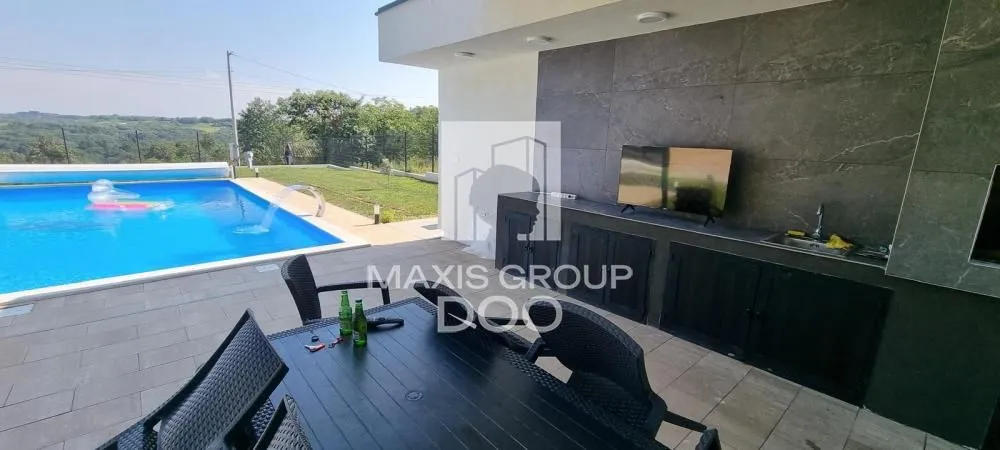 Izdavanje, kuća, 290m², Autokomanda, Voždovac Sve Podlokacije