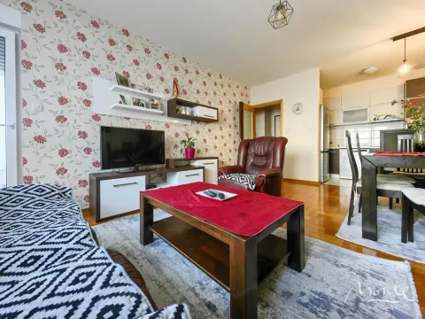 Prodaja, jednosoban stan, 50m², Podgorica, Crna Gora - image 1