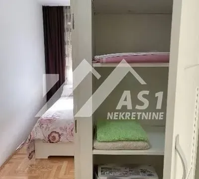 Izdavanje, dvosoban stan, 36m², Centar, Novi Sad - image 9