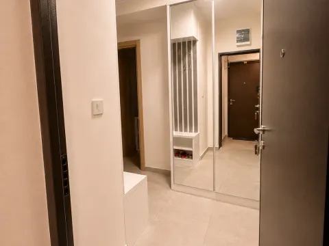 Izdavanje, dvosoban stan, 64m², Pobrežje, Podgorica - image 14