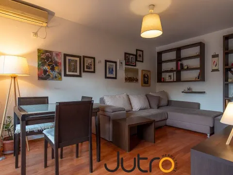 Rent, apartment, 53m², Preko Morače, Podgorica - image 2