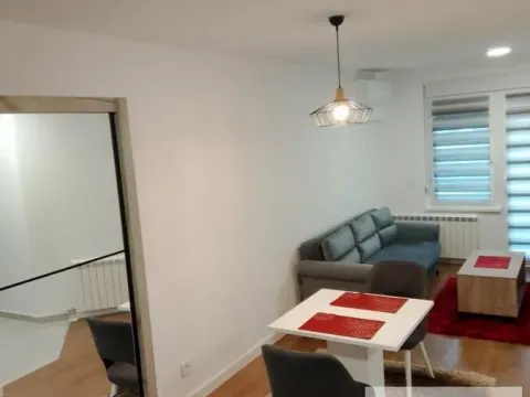 Rent, one bedroom apartment, 35m², Zemun Sve Podlokacije, Beograd - image 3