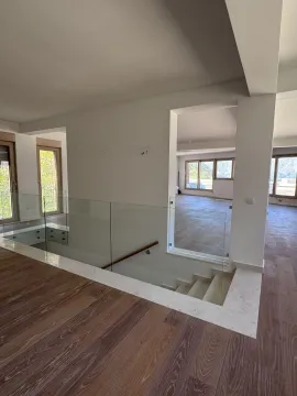 Prodaja, stan, 173m², Kotor, Crna Gora - image 16