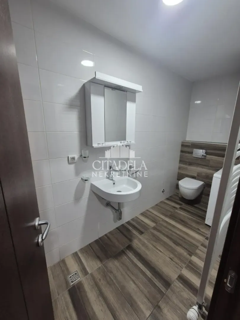 Sale, two bedroom apartment, 59m², Denkova Basta, Zvezdara Sve Podlokacije