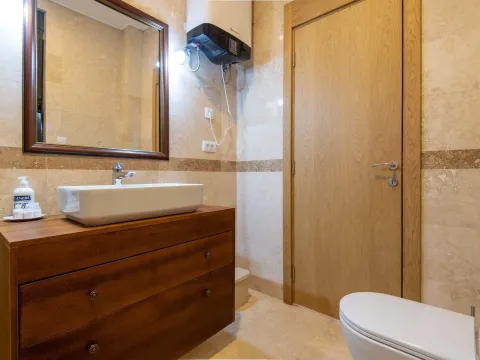 Prodaja, jednosoban stan, 55m², Skočiđevojka, Budva - image 13