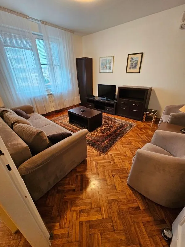 Rent, two bedroom apartment, 50m², Đeram Pijaca, Beograd