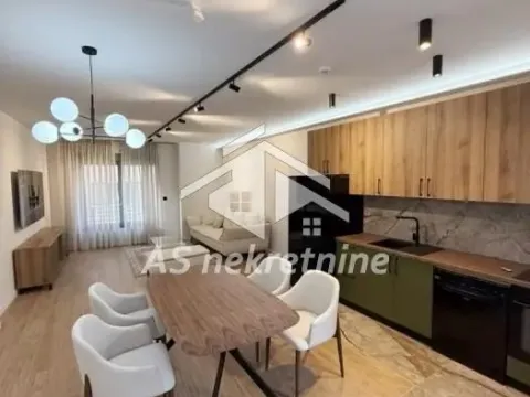 Izdavanje, dvosoban stan, 65m², Kalenić Pijaca, Vračar Sve Podlokacije - image 5