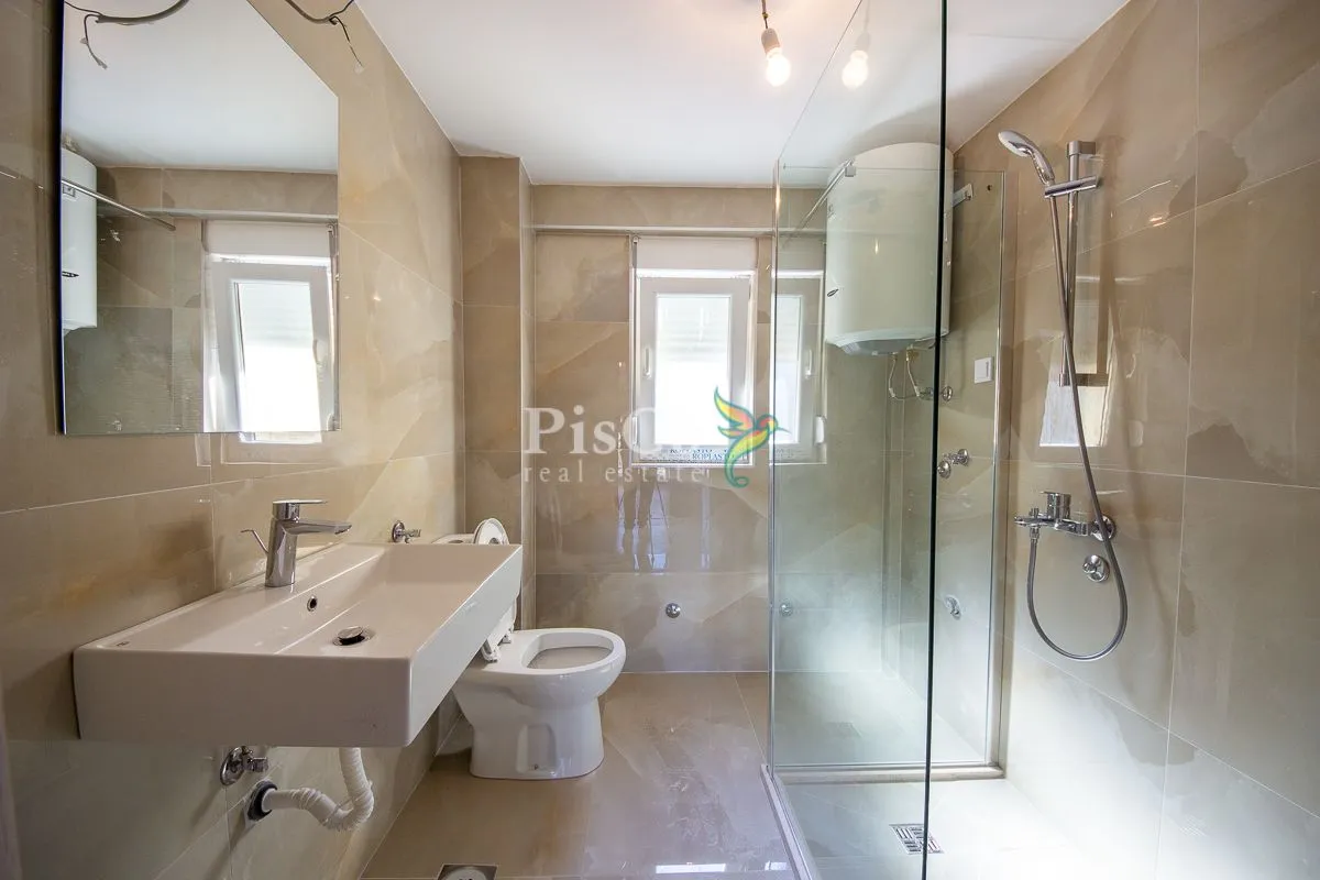 Prodaja, jednosoban stan, 68m², Ljubović, Podgorica