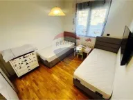 Izdavanje, dvosoban stan, 100m², Tološi, Podgorica - image 6