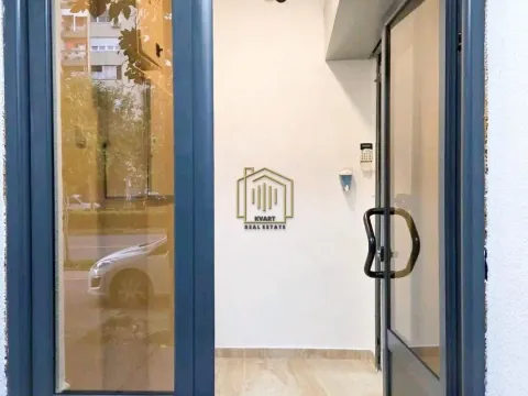 Izdavanje, poslovni prostor, 48m², Gintaš, Podgorica - image 5