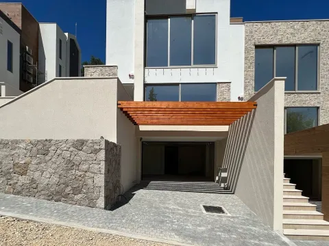 Prodaja, kuća, 155m², Gornja Lastva, Tivat - image 8