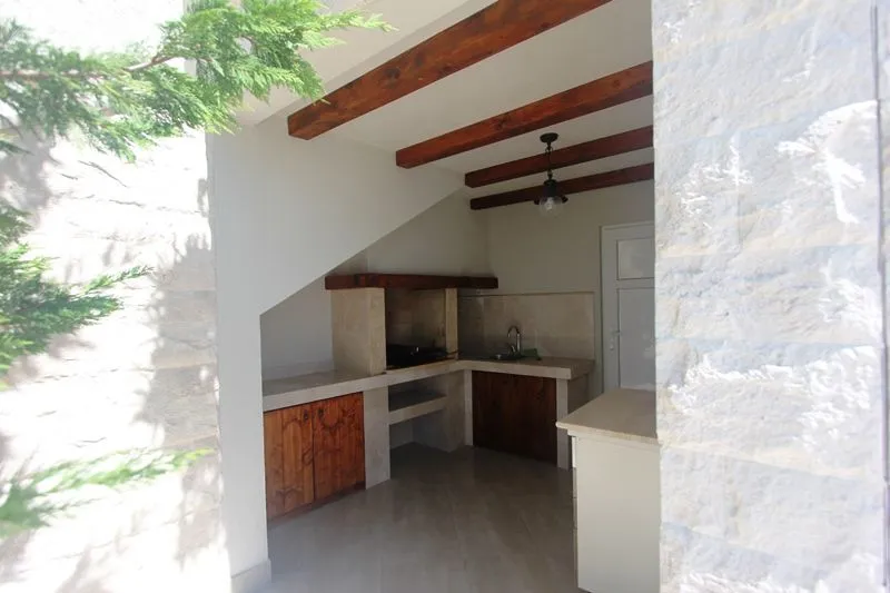 Sale, house, 600m², Blizikuće, Budva
