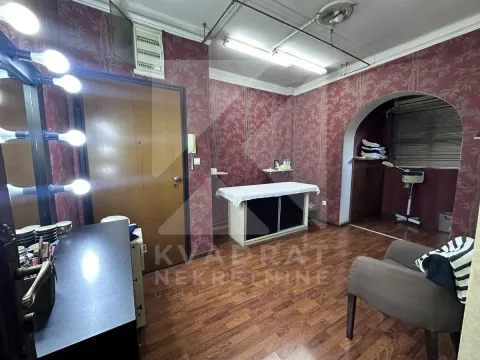 Sale, office space, 69m², Centar, Podgorica - image 7