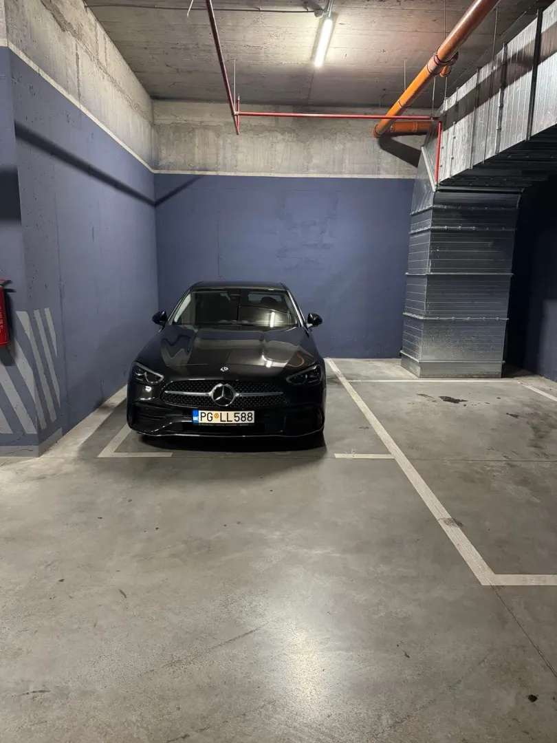 Rent, parking/garage, 13m², City Kvart, Podgorica