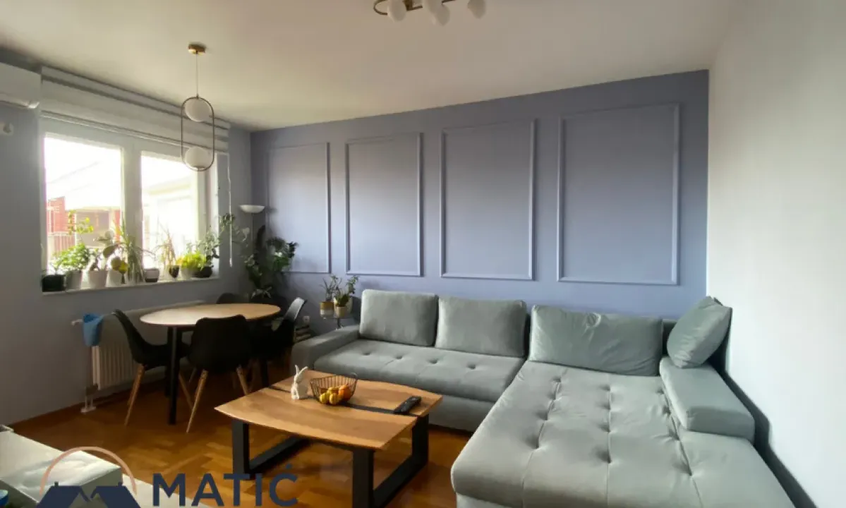 Prodaja, dvosoban stan, 40m², Adamovićevo Naselje, Novi Sad Sve Podlokacije