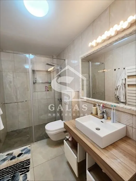 Prodaja, stan, 96m², Čubura, Beograd