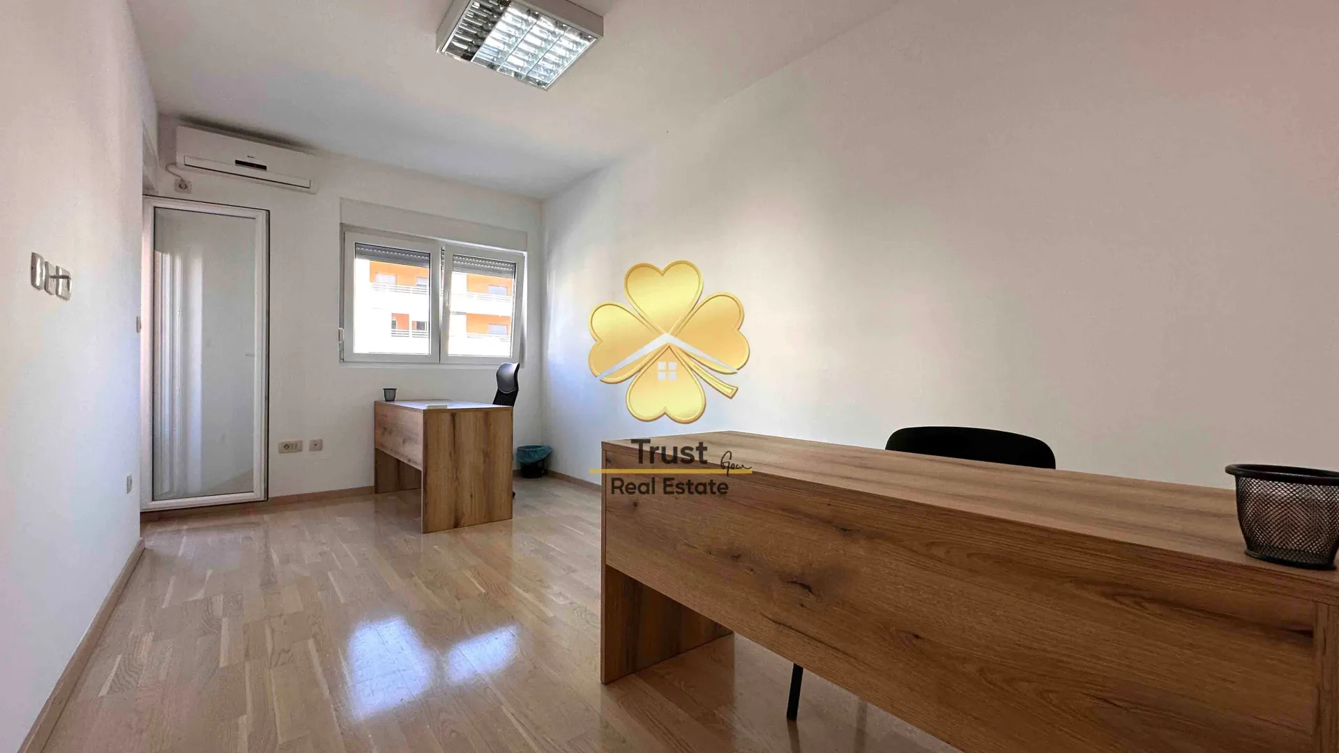 Rent, office space, 75m², City Kvart, Podgorica