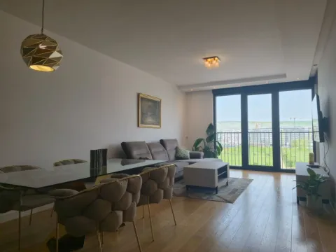 Izdavanje, trosoban stan, 107m², Kruševac, Podgorica - image 2