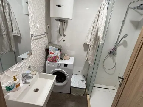 Izdavanje, garsonjera, 29m², Master Kvart, Podgorica - image 7