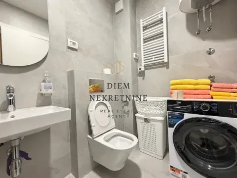 Izdavanje, jednosoban stan, 50m², Central Point, Podgorica - image 9