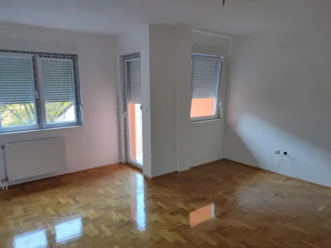 Rent, two bedroom apartment, 50m², Centar, Novi Sad - image 4