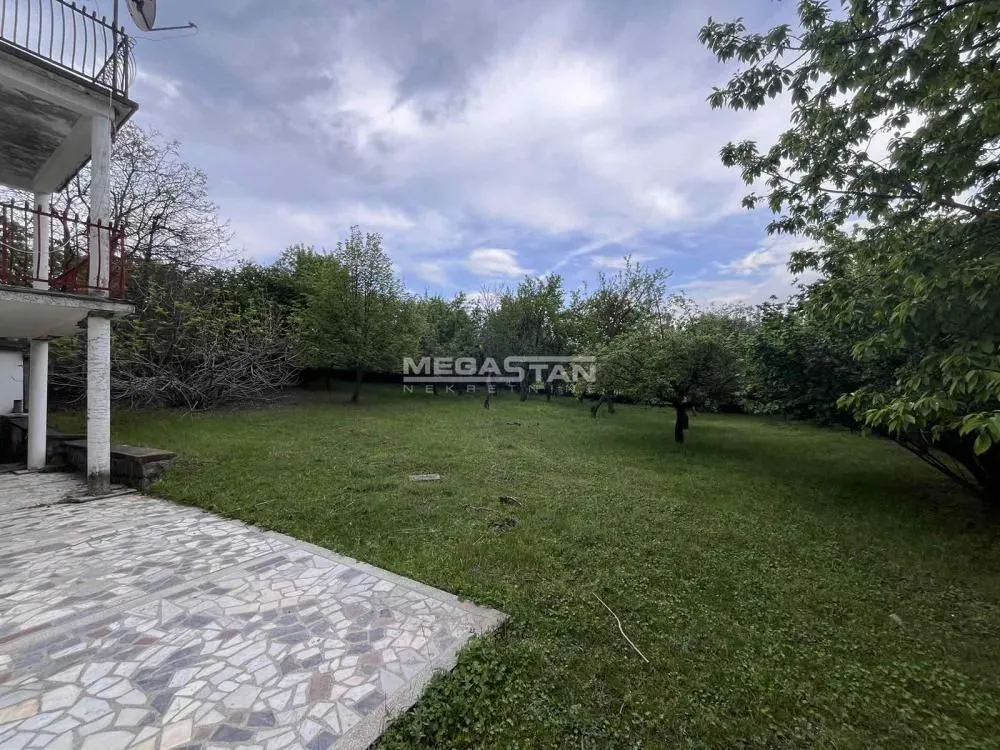 Prodaja, kuća, 450m², Boleč, Grocka