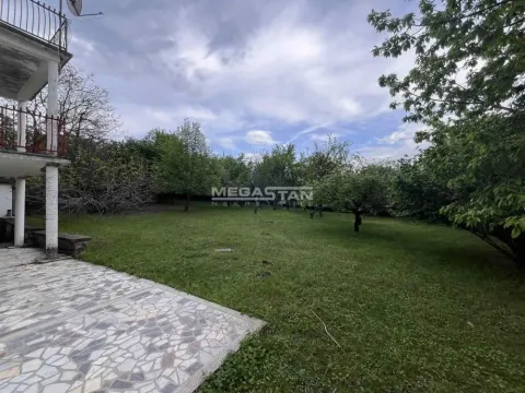 Prodaja, kuća, 450m², Boleč, Grocka - image 4