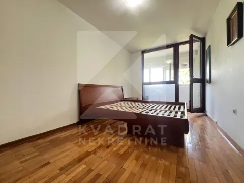 Rent, one bedroom apartment, 60m², Blok 5, Podgorica - image 5