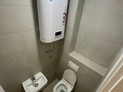 Izdavanje, dvosoban stan, 66m², Zabjelo, Podgorica - image 10