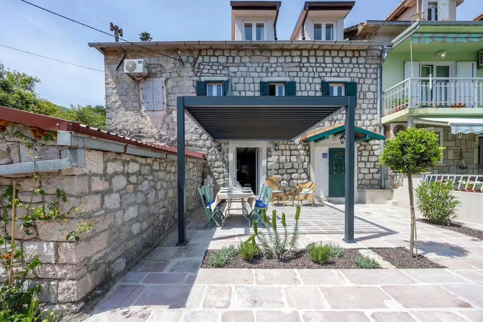 Prodaja, kuća, 92m², Kamenari, Herceg Novi