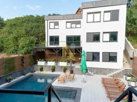 Izdavanje, kuća, 300m², Beočin, Srbija - image 1