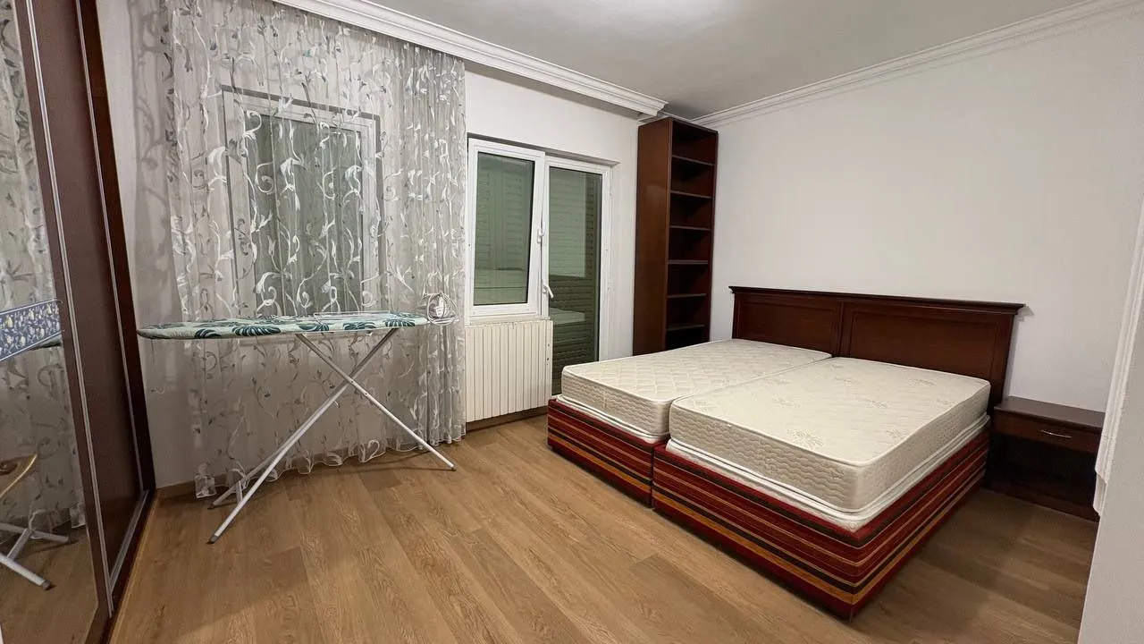 Rent, four bedroom apartment, 160m², Tivat, Crna Gora