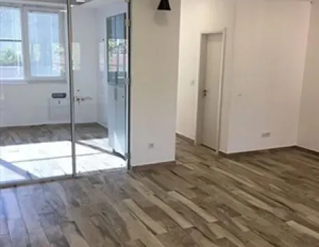Rent, office space, 144m², Zemun Kalvarija, Zemun Sve Podlokacije