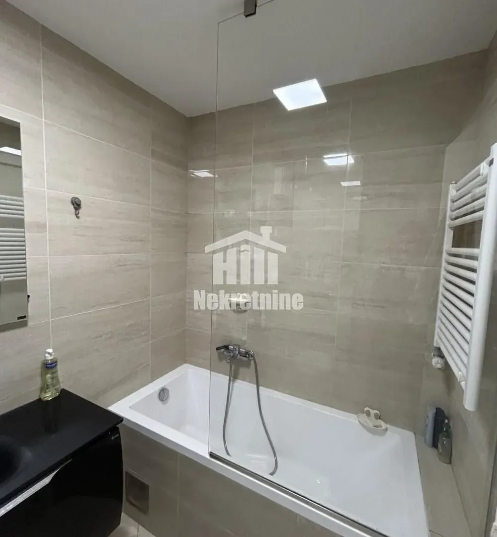 Sale, two bedroom apartment, 54m², Novi Beograd Blok 65, Novi Beograd Sve Podlokacije