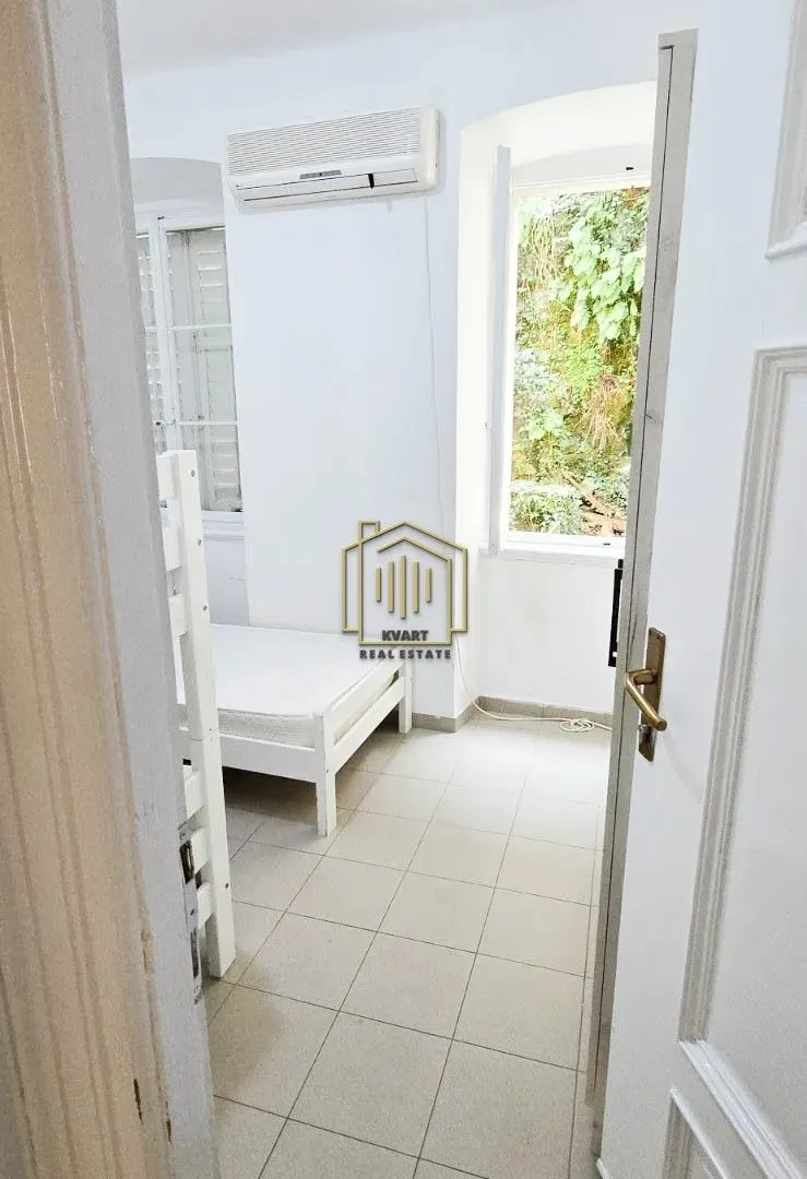 Prodaja, trosoban stan, 72m², Kotor, Crna Gora