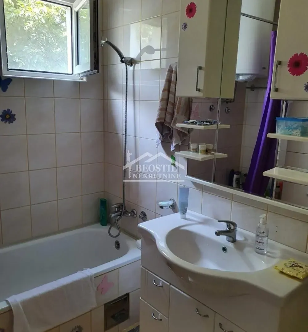 Prodaja, kuća, 155m², Ovča, Palilula Sve Podlokacije
