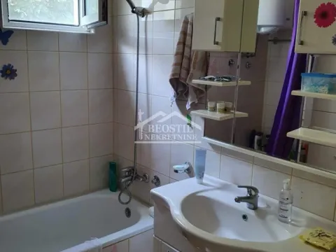 Prodaja, kuća, 155m², Ovča, Palilula Sve Podlokacije - image 12